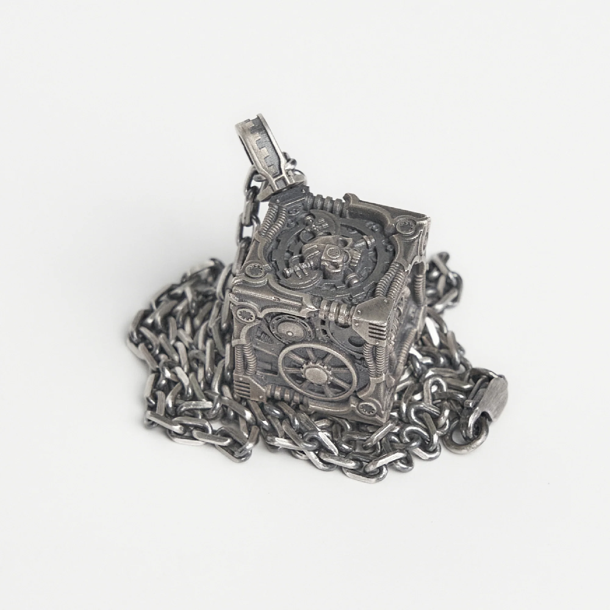 Warhammer 40K Adeptus Mechanicus Pendant Mechanicum Cogitator Dicecore by Starforged - Image 7