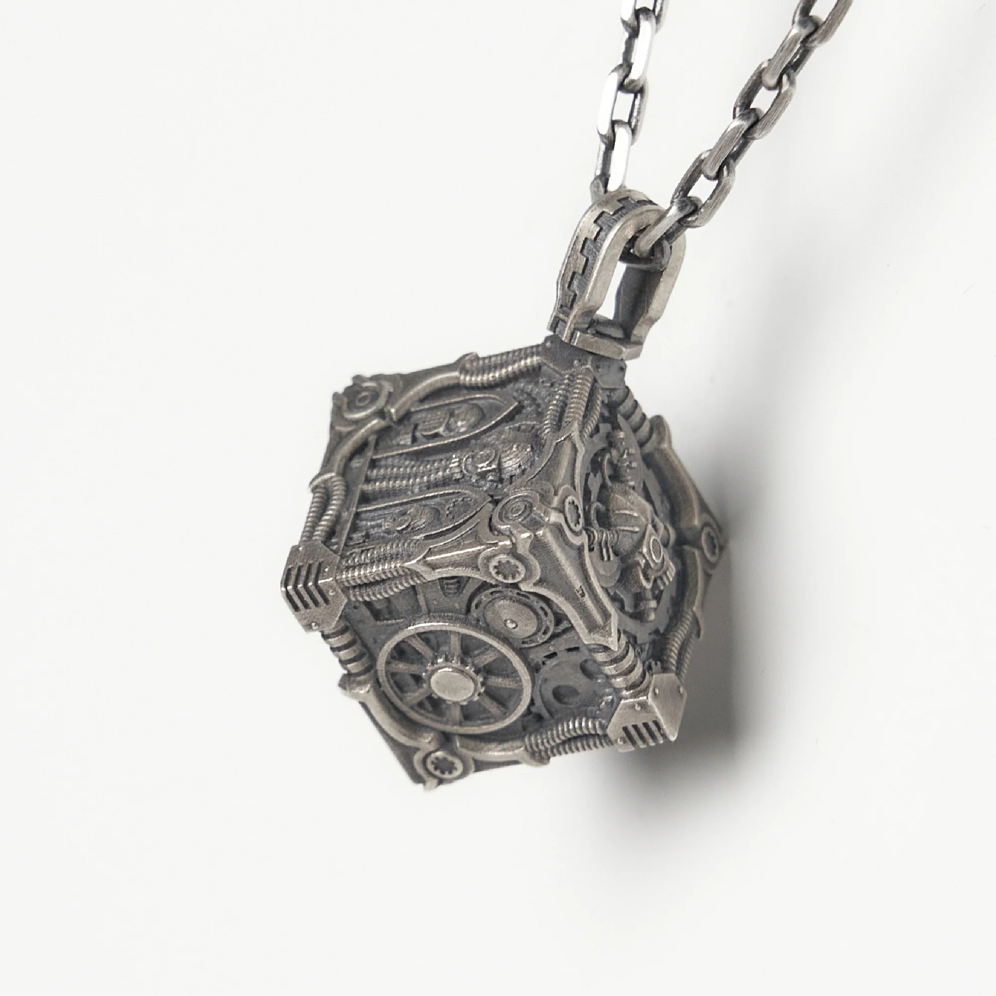 Warhammer 40K Adeptus Mechanicus Pendant Mechanicum Cogitator Dicecore by Starforged - Image 9