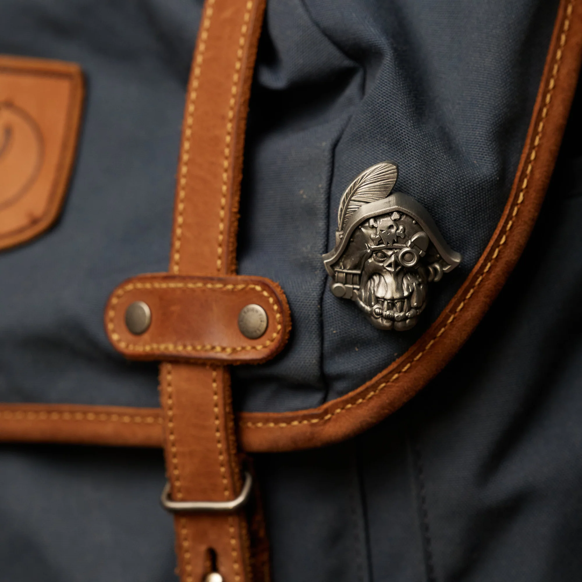 Starforged & Warhammer 40K Brooch Space Pirate Ork Kaptin Badrukk Pin Badge - Image 3
